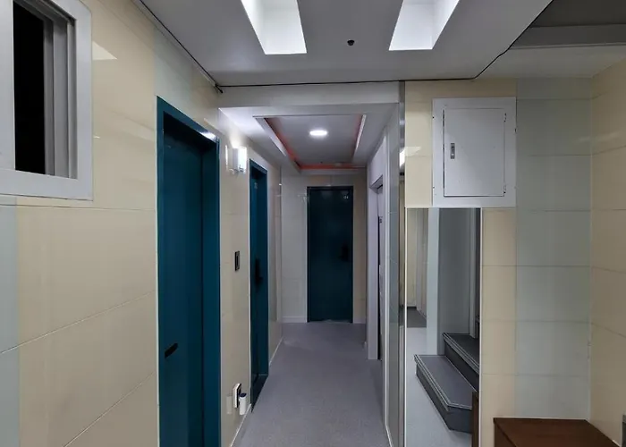 Coco Livingtel Jongno Hyehwa Station ホステル *