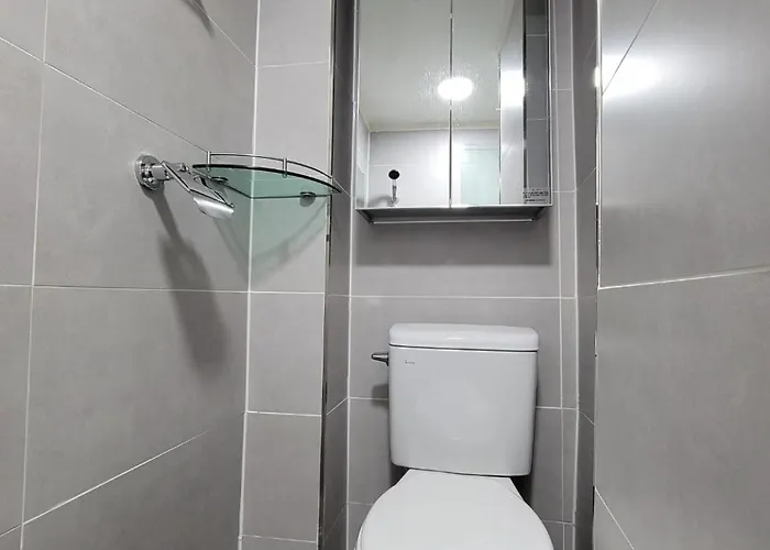 Coco Livingtel Jongno Hyehwa Station ホステル *