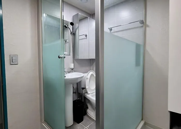 Coco Livingtel Jongno Hyehwa Station ホステル